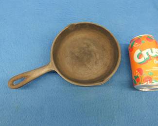 Lot 232. Birmingham Stove and Range (BSR) 3G 6-inch cast iron pan