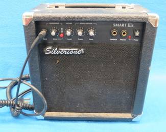 Lot 15. Silvertone guitar amp.  26-watt Smart IIIS.  Includes cord