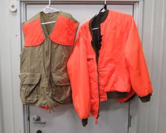 Lot 168. Mount'n Prairie XL vest and an unbranded reversible coat with hand muff.&nbsp; Approx. size men's large