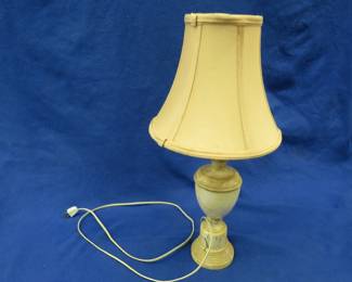 Lot 53. Alabaster lamp made in Italy