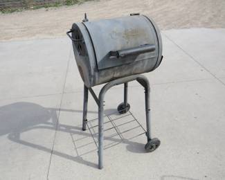 Lot 246. Char-Griller grill with cast iron grates