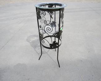 Lot 296. PartyLite Clear Plain Hurricane Candle Holder with Stand