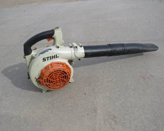 Lot 248. Stihl BG65C leaf blower runs good, but muffler is loose