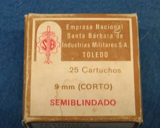 Lot 396. 25 Empresa Nacional 9 mm rounds