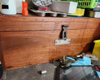 Carpenter Box Wood