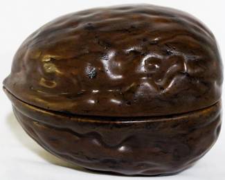 197 - Vintage ceramic walnut cookie jar, 5.5"
