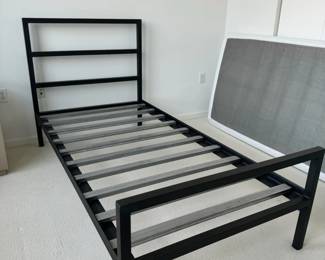 00room and board bed frame