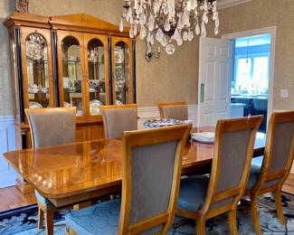 Dining table & china cabinet