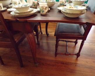 End of Large Draw Leaf Oak Table