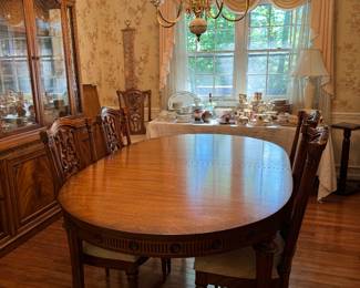 Metz Rounded Edge Rectangular Dining Table (44"D x 30-1/2" H x 44"D x 68"L with 2 Leaves 19" each) with Metz Dining Chairs (2 Armchairs & 4 Side Chairs)