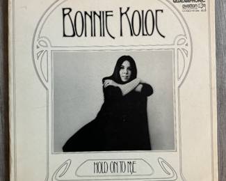 Bonnie Koloc – Hold On To Me / OVQD/14-26