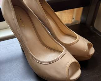 Women's Coach 3" Patent Leather Pumps Size 7.5