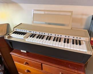 G.E. Model N3810A Youth Electronics Organ - Working Condition