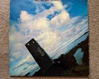 Three Dog Night – Naturally / DSX 50088