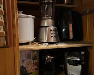 Keurigs, Blenders, Rice Cookers & Air Fryers