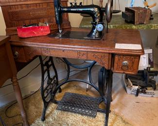 Woodward & Lothrop Pedal Sewing Machine 