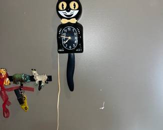 wall cat clock 