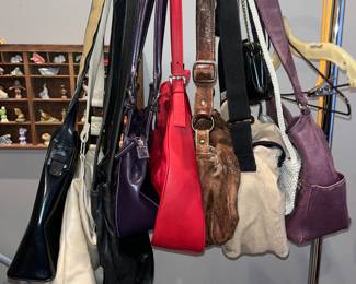 purses 
