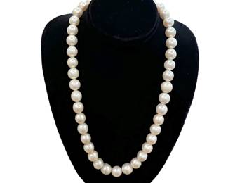 PEARLS WITH 14k GOLD CLASP -PERFECT FOR MOTHER'S DAY