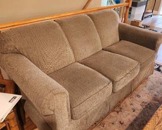 Havertys sofa 36 x78 x 36 great condition