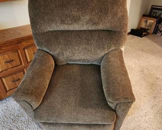 Lift chair works great 42 x 33 x 30 located in basement