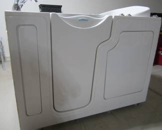 Safe Step Walk In Tub (walk in tub, ex. cond., used less than 8 times)