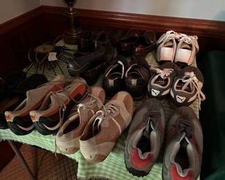 Men’s Like New Shoes - Puma, Steve Madden, Sketchers