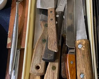 Kitchen Knives/Carving Set