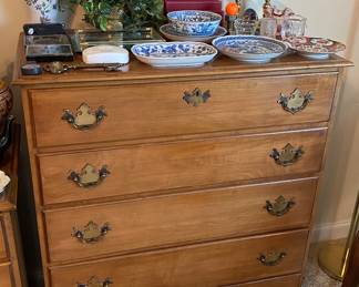 Hartford House by Thomasville Maple Chest of Drawers