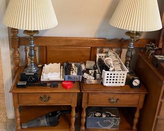 Hartford House by Thomasville Hard Rock Maple Nightstands