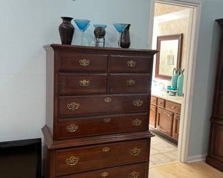 Gorgeous bedroom dresser 