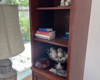 Solid wood bookcase 