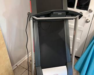 New treadmill- never used