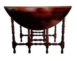 Vintage Dining Table with 2 Leaves $145 or bid #30