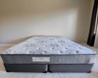 Luxury Firm King Bed $350 or bid #36
DELIVERY is INCLUDED With FULL PRICE PURCHASE