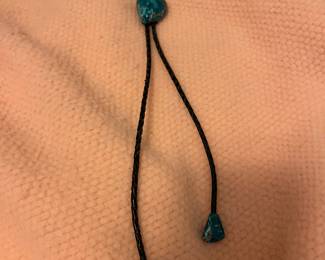 BENNETT BOLO TIE WITH TURQUOISE STONES. 