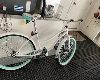 cool looking bike needs  AIR 