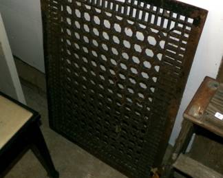 Cast-Iron Floor Grate