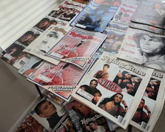 Tons of rolling stone magazines 