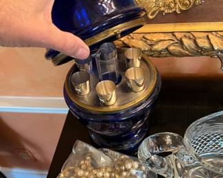 1820s Russian cobalt blue decanter set