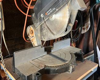Black and Decker Miter Saw