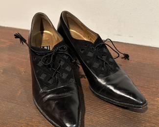 Stuart Weitzman Black Lace Up Heels Size 7