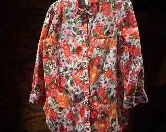Anthropologie HD Floral Top Medium