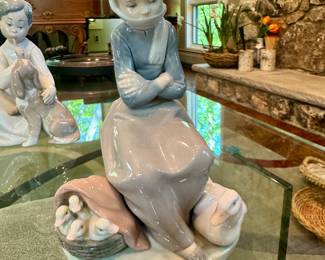 Lladro Girl with Ducks