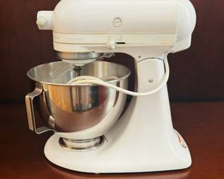 KitchenAid Ultra Power Stand Mixer - White, Includes Attachments and Stainless Steel Bowl