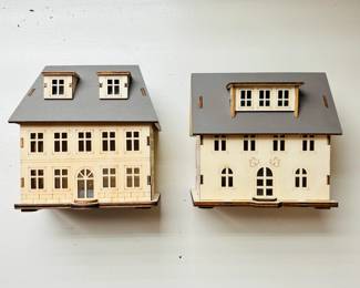 Miniature Wooden House Models - Detailed Collectibles and Decor