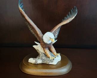 Majestic Eagle Sculpture - American Eagle Gallery Fine Porcelain Figurine