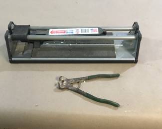Tile cutter and tile nibbler pliers