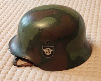WW2 German Military M40 Q66 double decal Polizei helmet