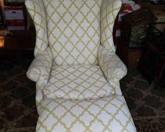 Chair With Ottoman